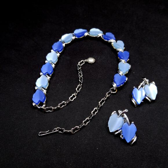 1960s Blue Lucite Leaf Necklace & Clip On Earrings Set Silver Tone Vintage - Picture 10 of 10
